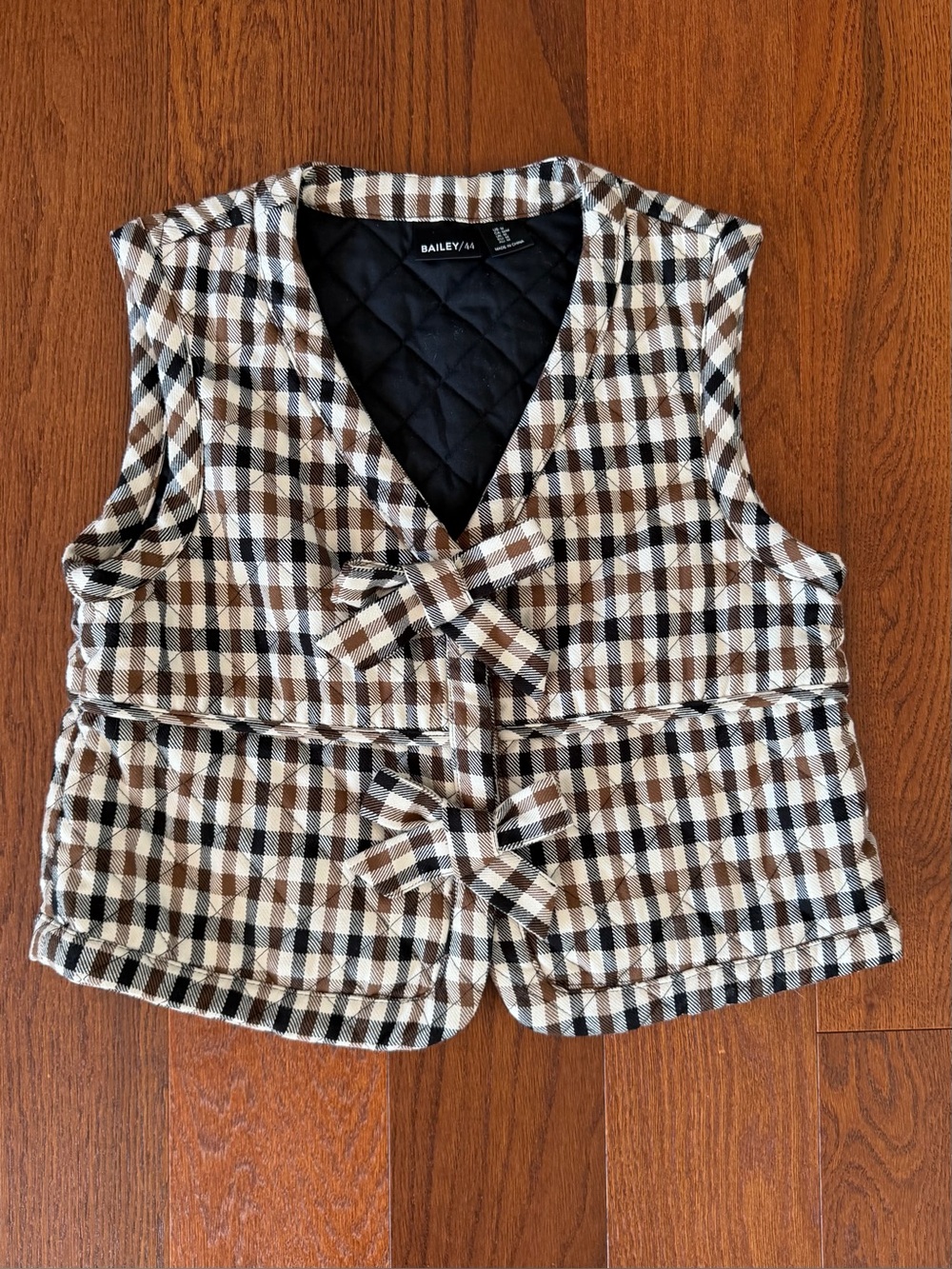 Bailey 44 Quilted Plaid Bow Tie Vest Cozy Fall Cottagecore size M